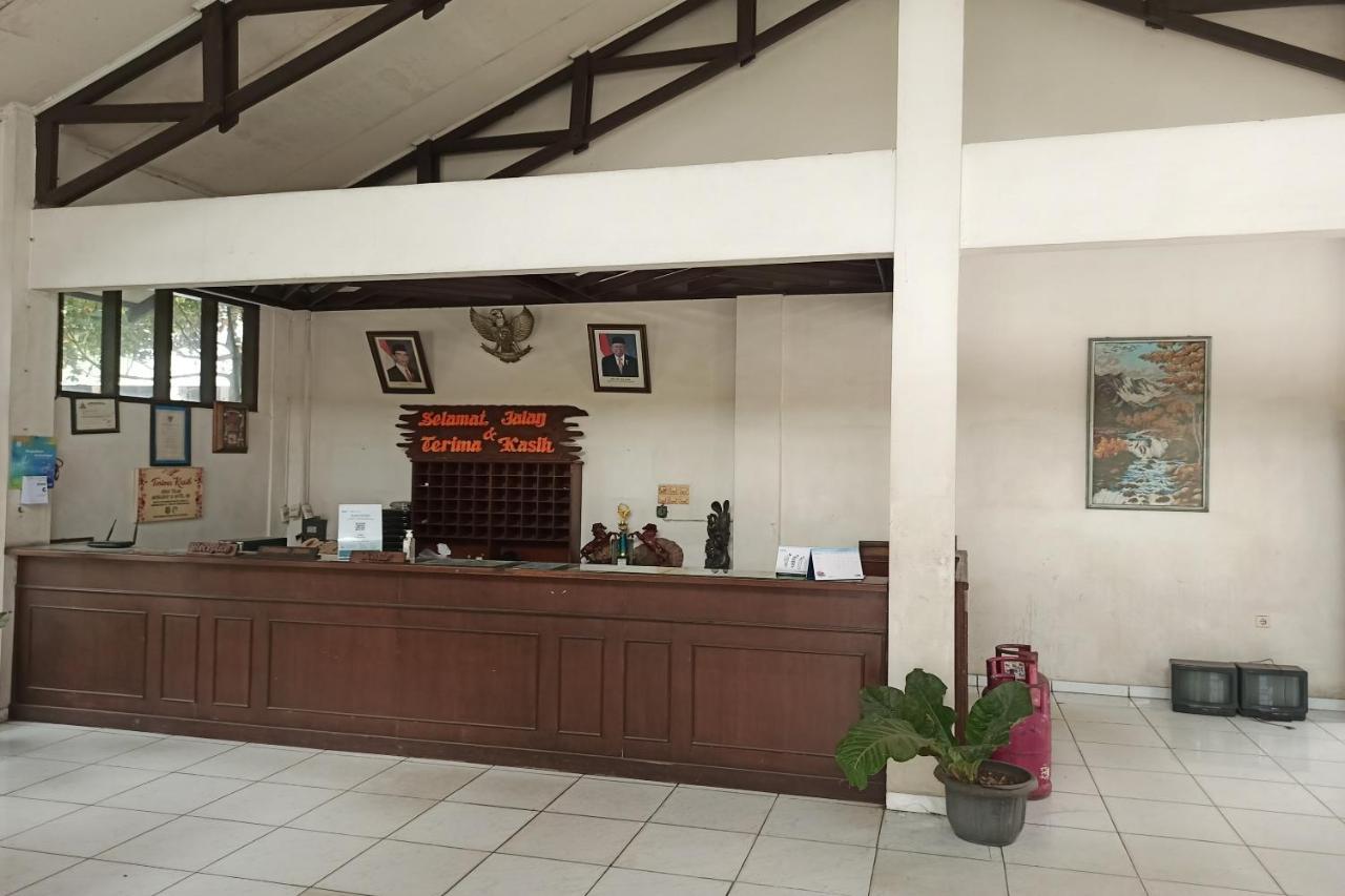 Oyo 92324 Hotel Sinar Rejeki Sukabumi Eksteriør bilde
